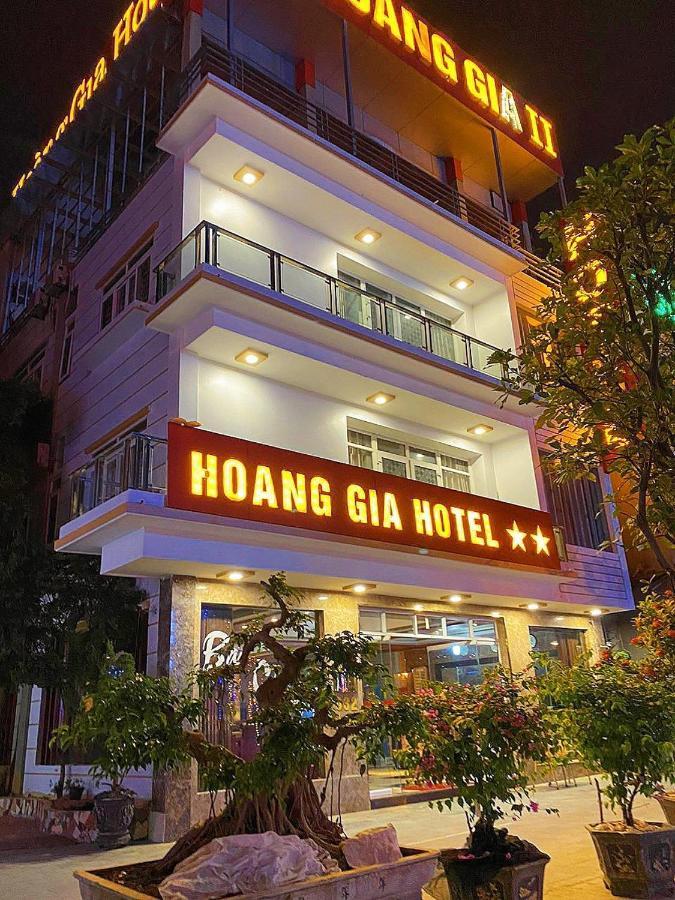 Khách Sạn Hoàng Gia 2 Lào Cai Esterno foto