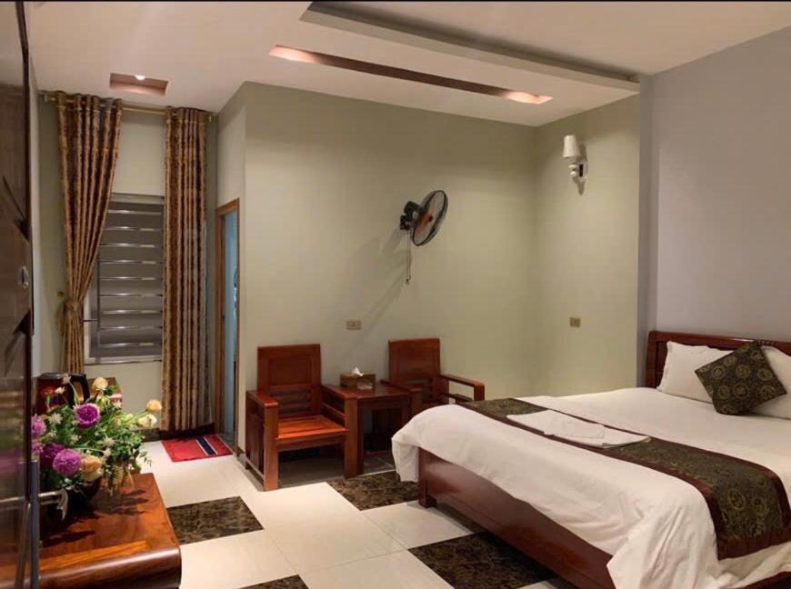 Khách Sạn Hoàng Gia 2 Lào Cai Esterno foto